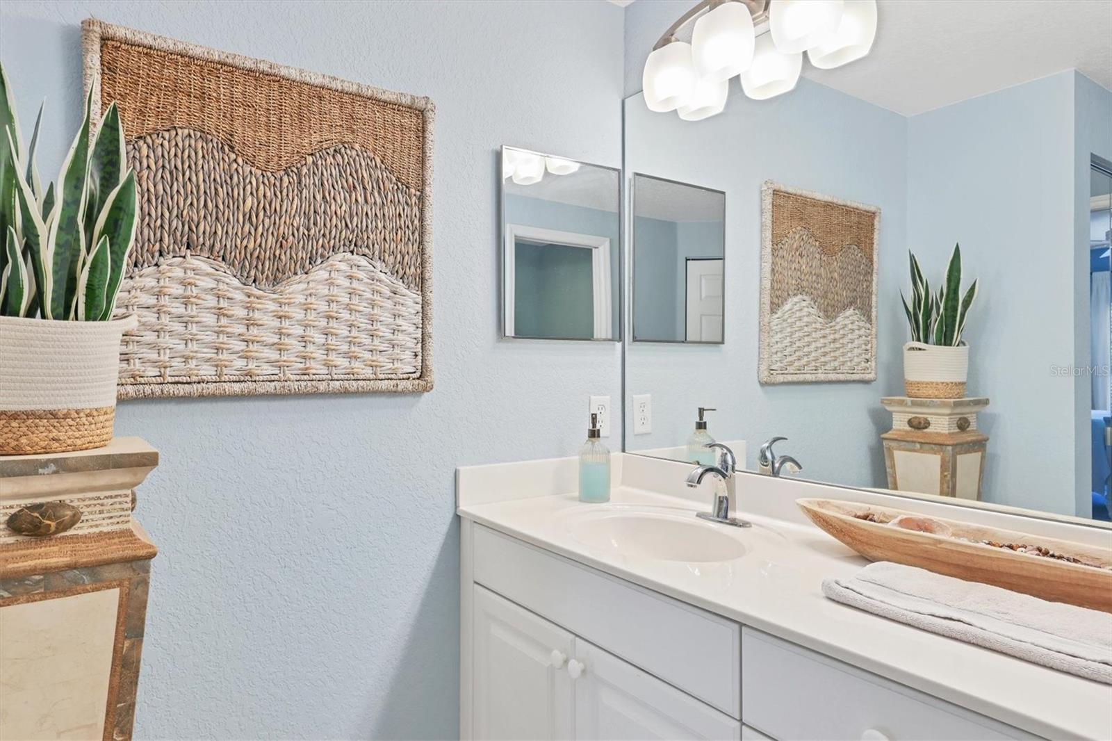 CEDAR HOLLOW AT TARA - Residential