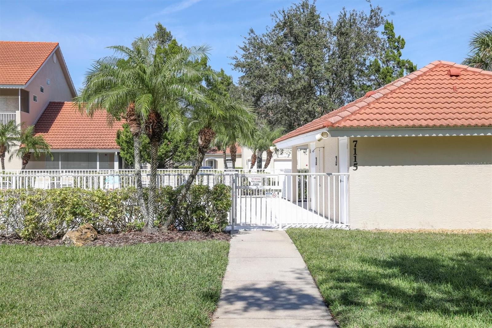 CEDAR HOLLOW AT TARA - Residential