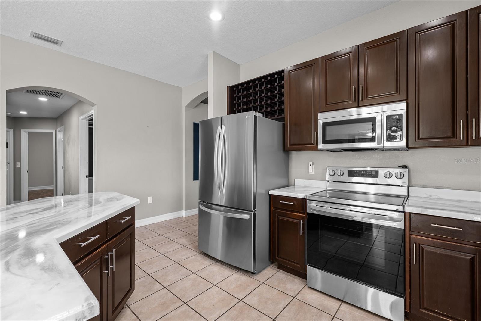 LAKE BERNADETTE PCLS 17 & 18A - Residential Lease