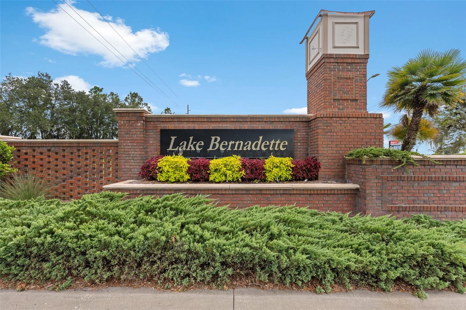 LAKE BERNADETTE PCLS 17 & 18A - Residential Lease