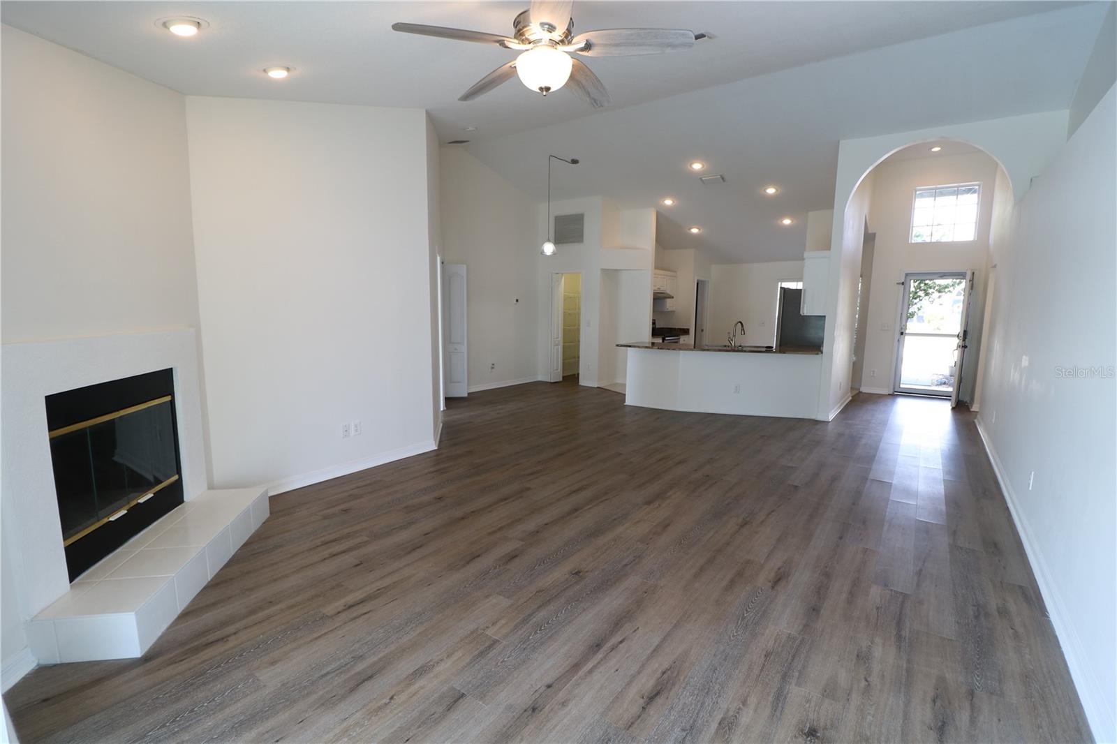 WILLOW BEND - Residential Lease