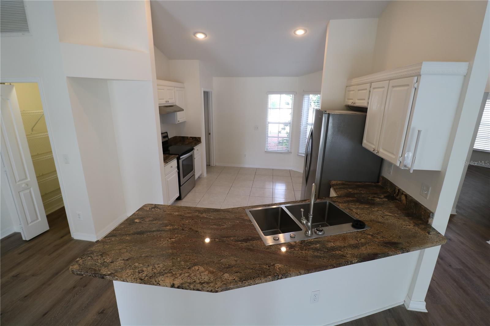 WILLOW BEND - Residential Lease