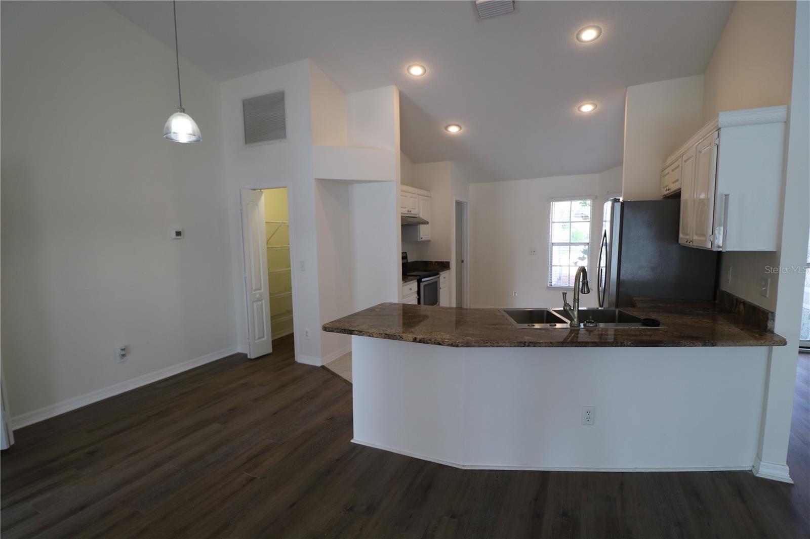 WILLOW BEND - Residential Lease