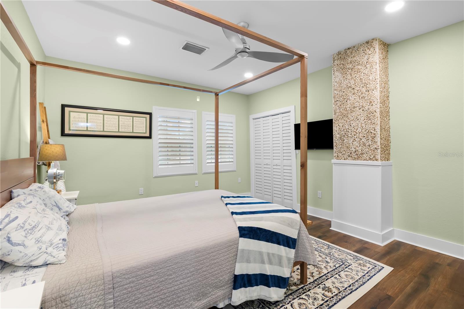 SPRING PARK REV - Residential