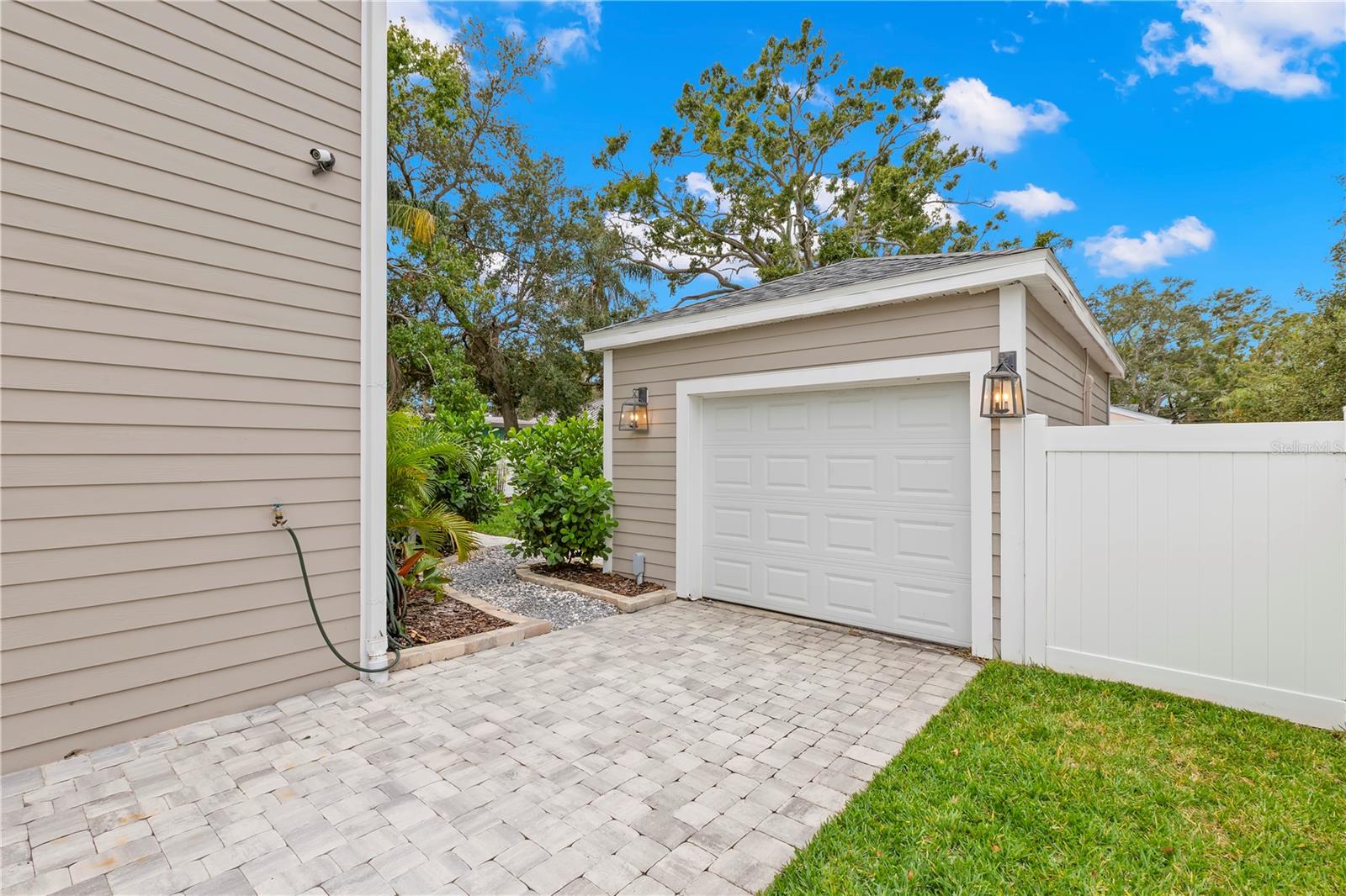 SPRING PARK REV - Residential