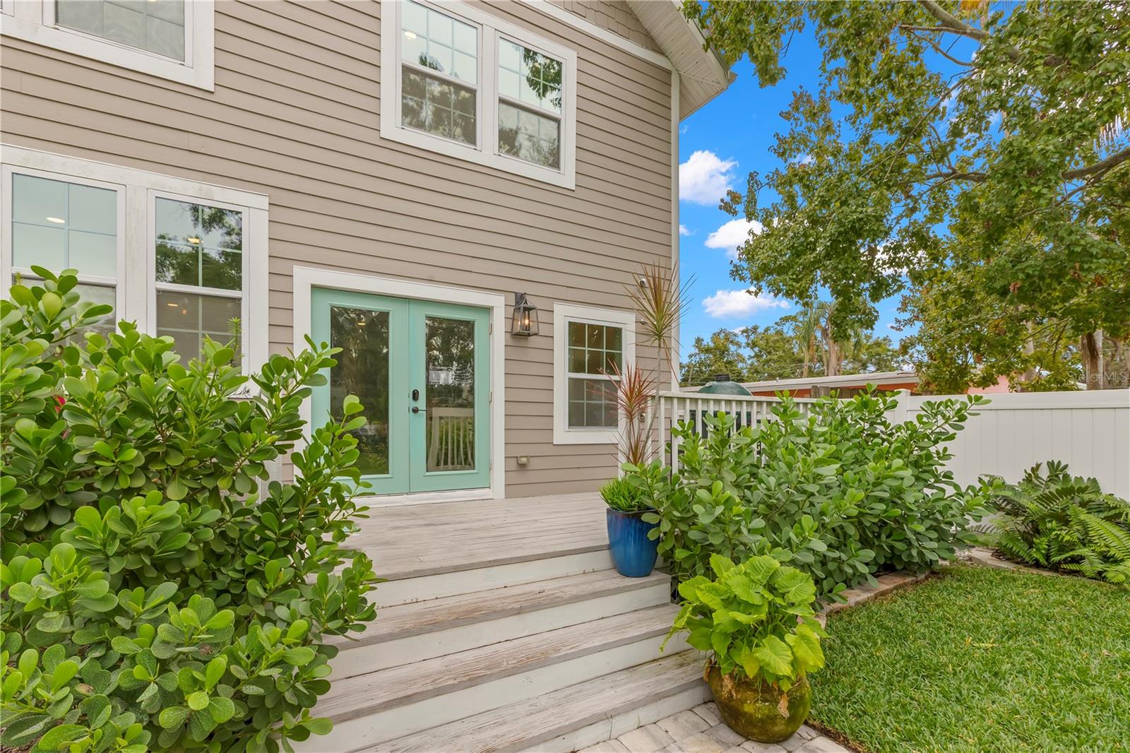 SPRING PARK REV - Residential