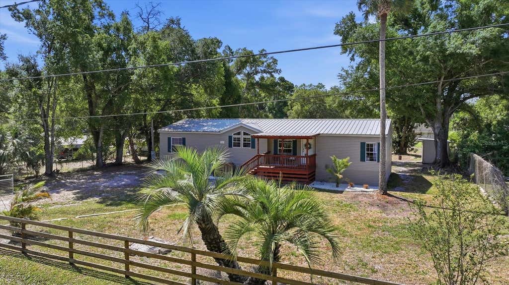 Photo of 6125 Shirley Avenue, Gibsonton, FL 33534 (MLS # A4689217)