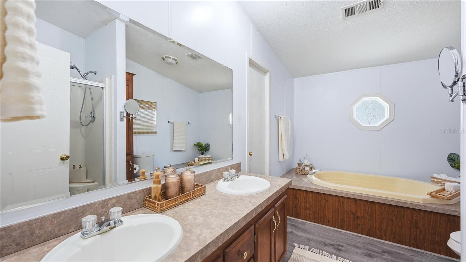 ALLENDALE ACRES - Residential