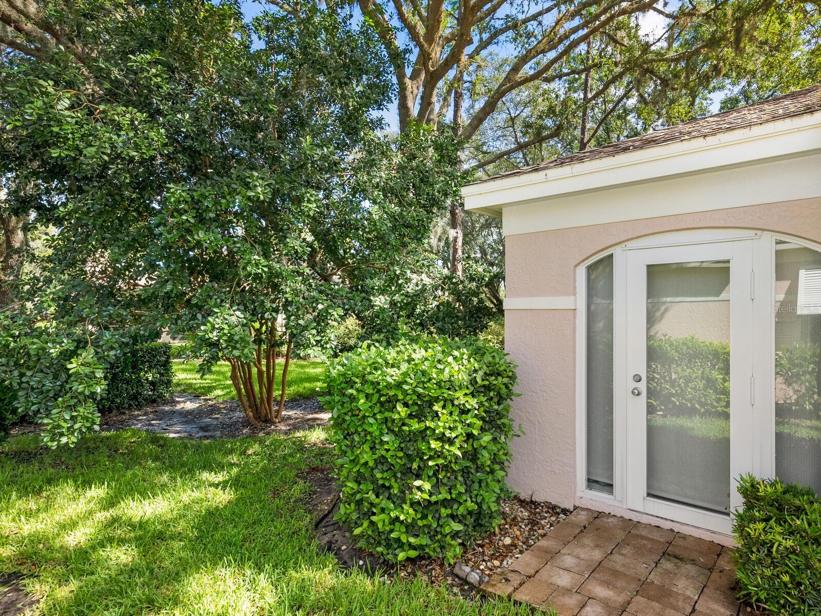 CHANTECLAIRE - Residential