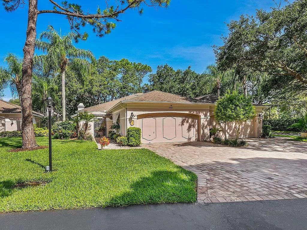 5462 CHANTECLAIRE 65