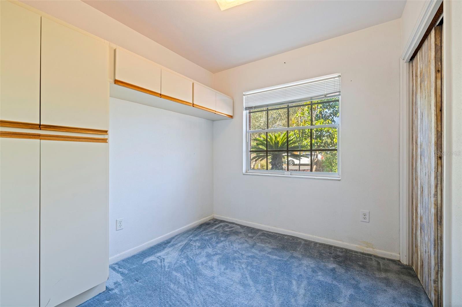 GOLFLAND OF TAMPAS NORTH SIDE - Residential