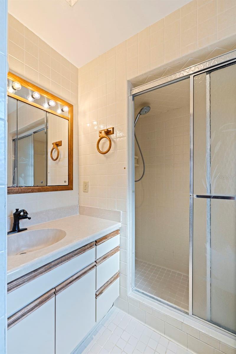 GOLFLAND OF TAMPAS NORTH SIDE - Residential