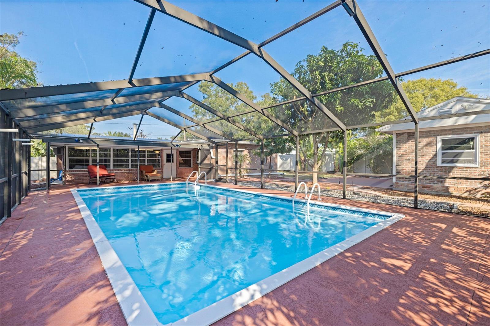 GOLFLAND OF TAMPAS NORTH SIDE - Residential