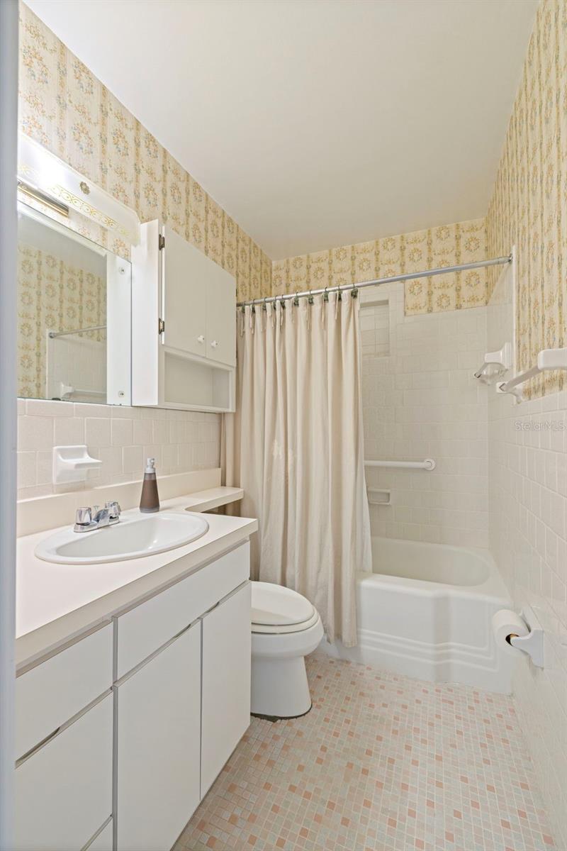 GOLFLAND OF TAMPAS NORTH SIDE - Residential