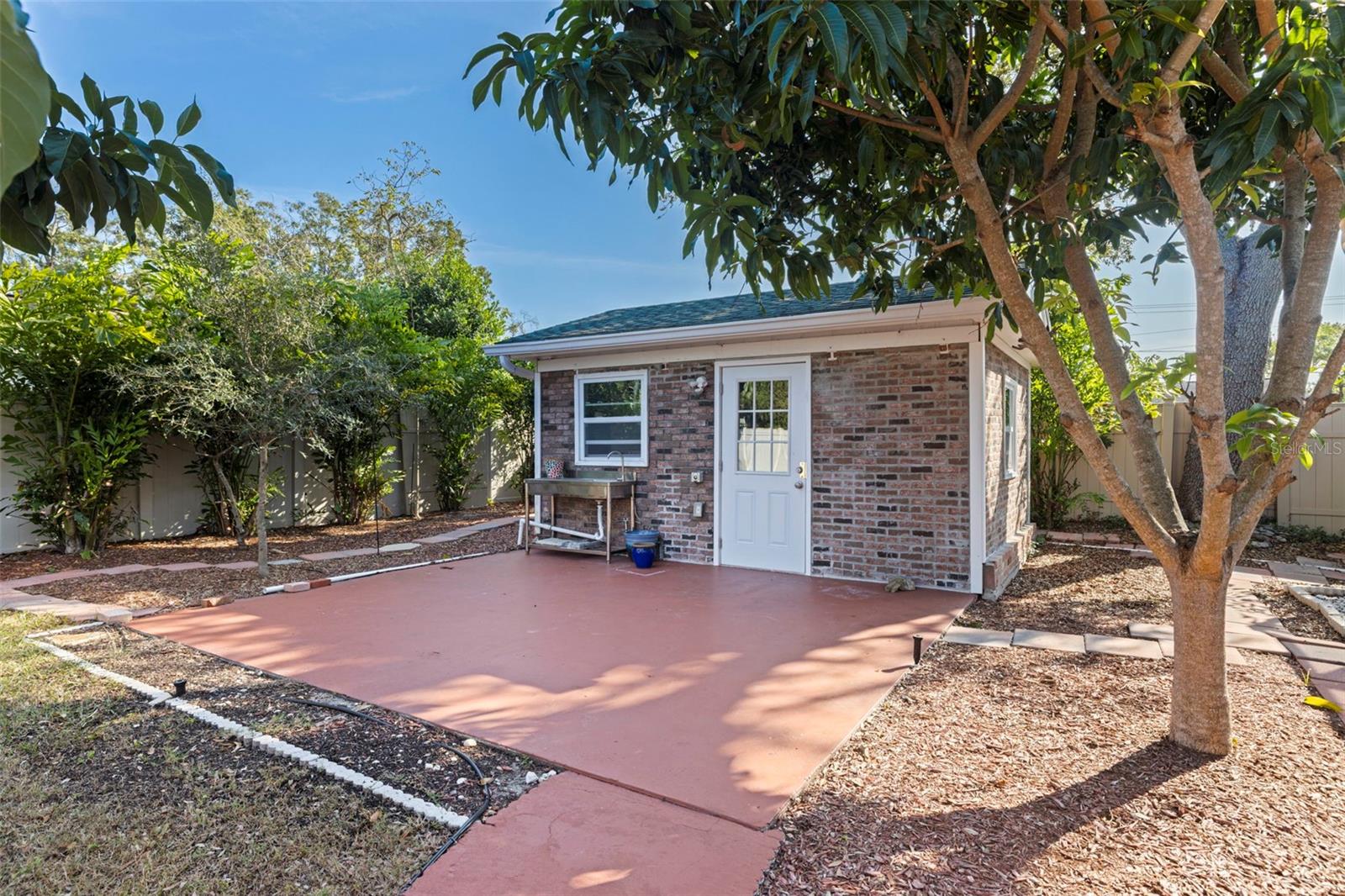 GOLFLAND OF TAMPAS NORTH SIDE - Residential