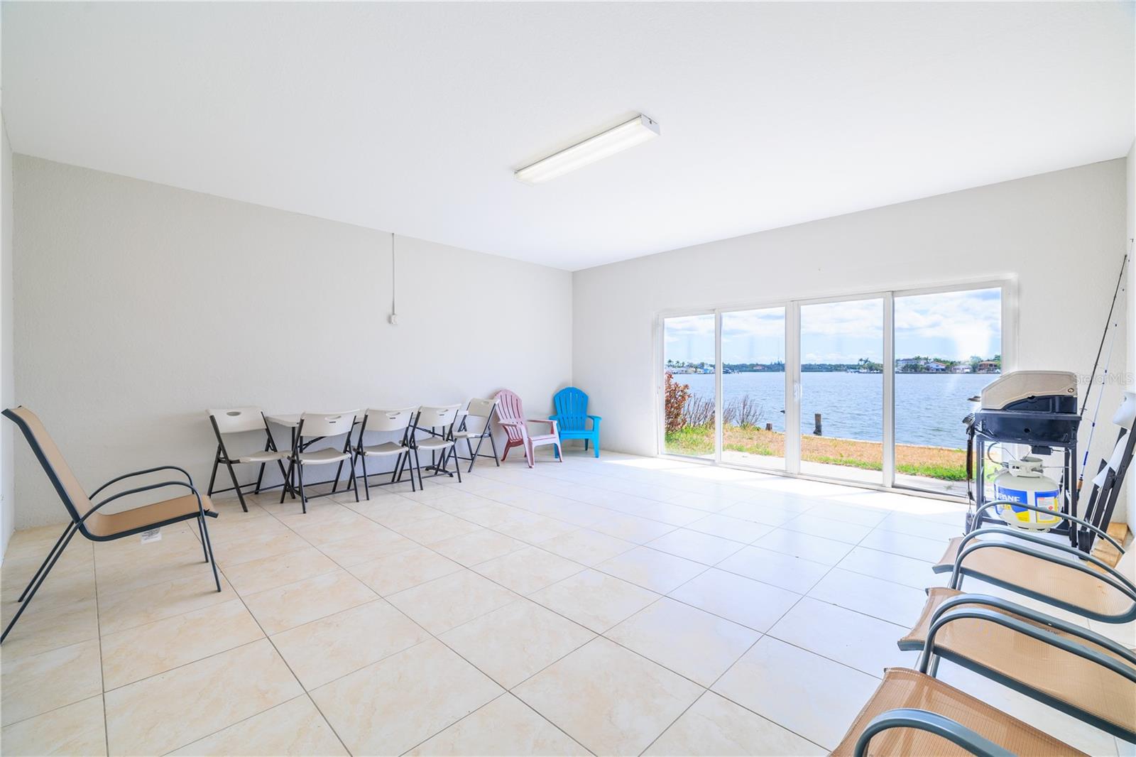 EMILIA TWNHMS OF REDINGTON SHORES REP - Residential