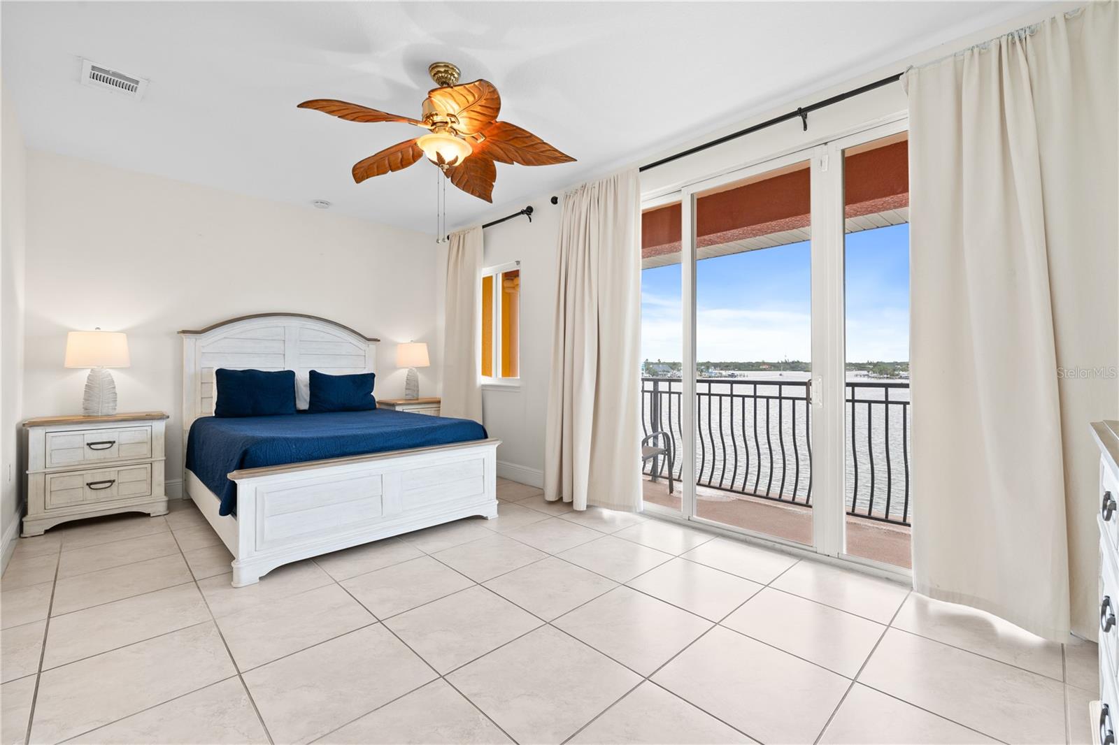 EMILIA TWNHMS OF REDINGTON SHORES REP - Residential