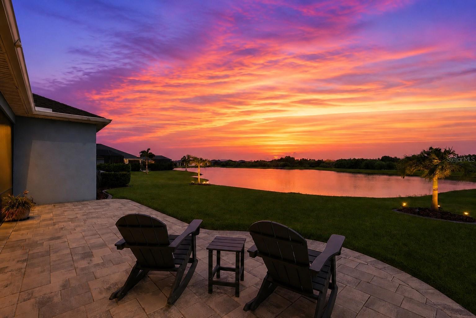8611 MERCATOR COURT