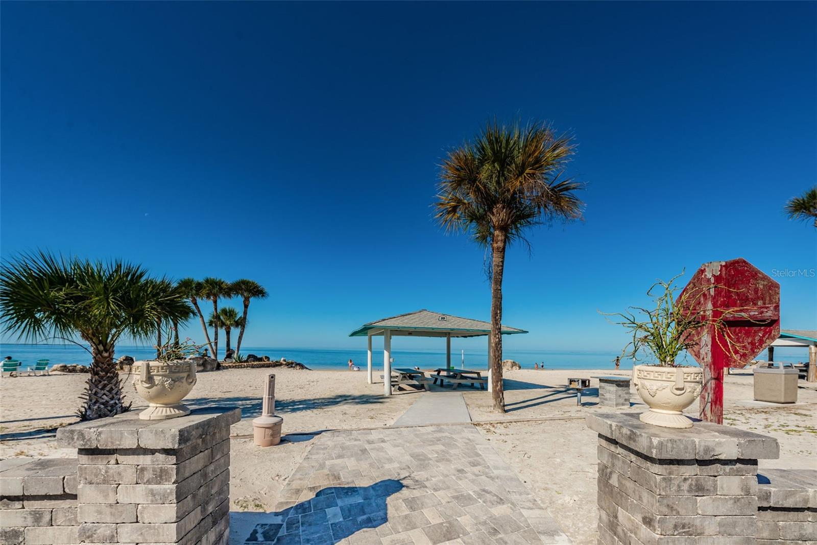 SEA COLONY AT GULF LANDINGS - Land