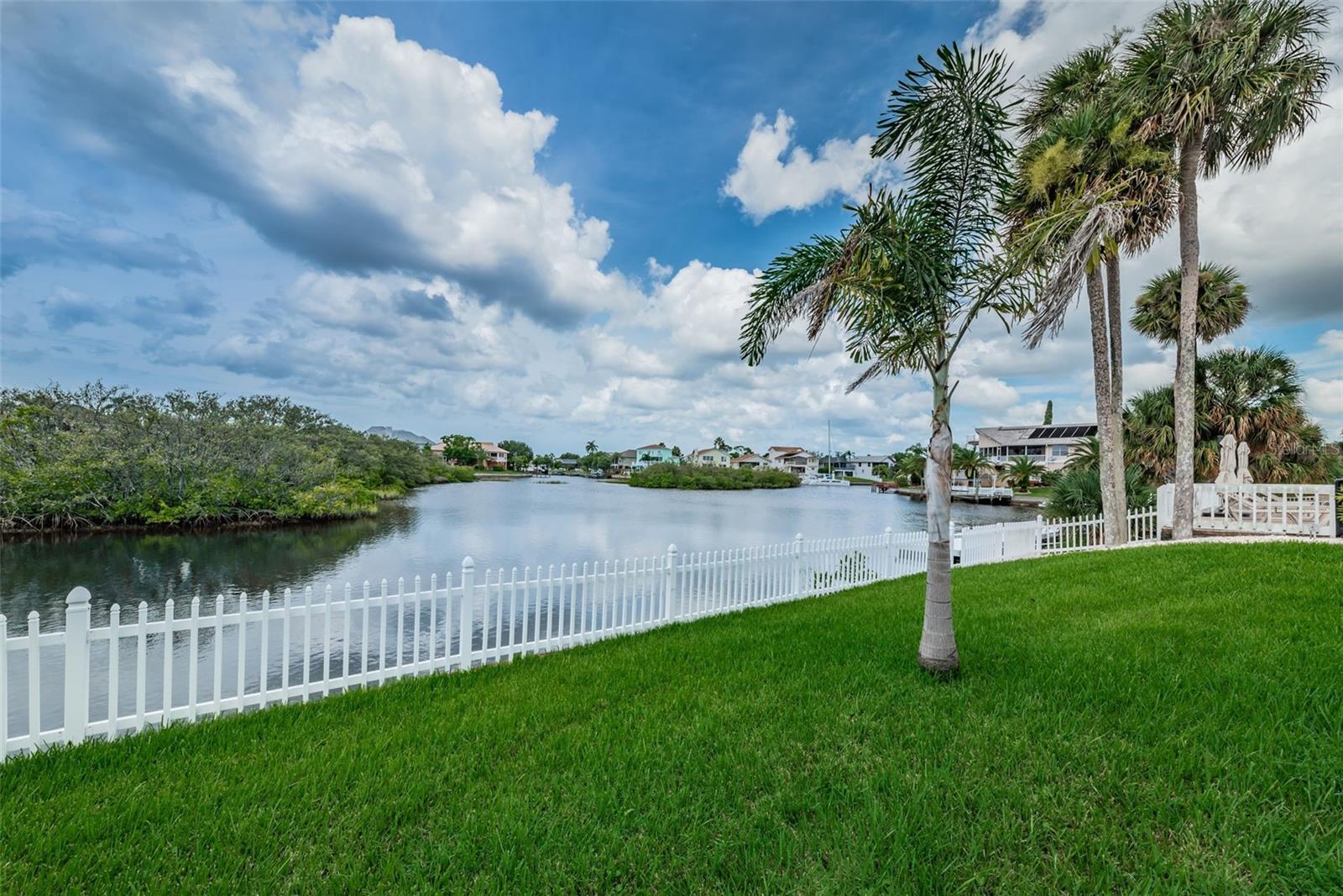 SEA COLONY AT GULF LANDINGS - Land