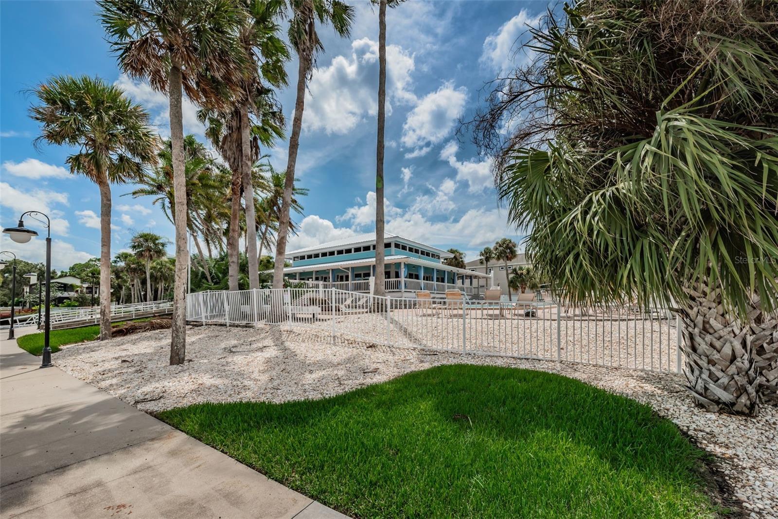 SEA COLONY AT GULF LANDINGS - Land