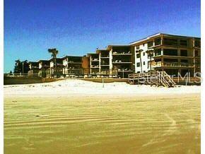 OCEAN REEF VILLAS - Residential
