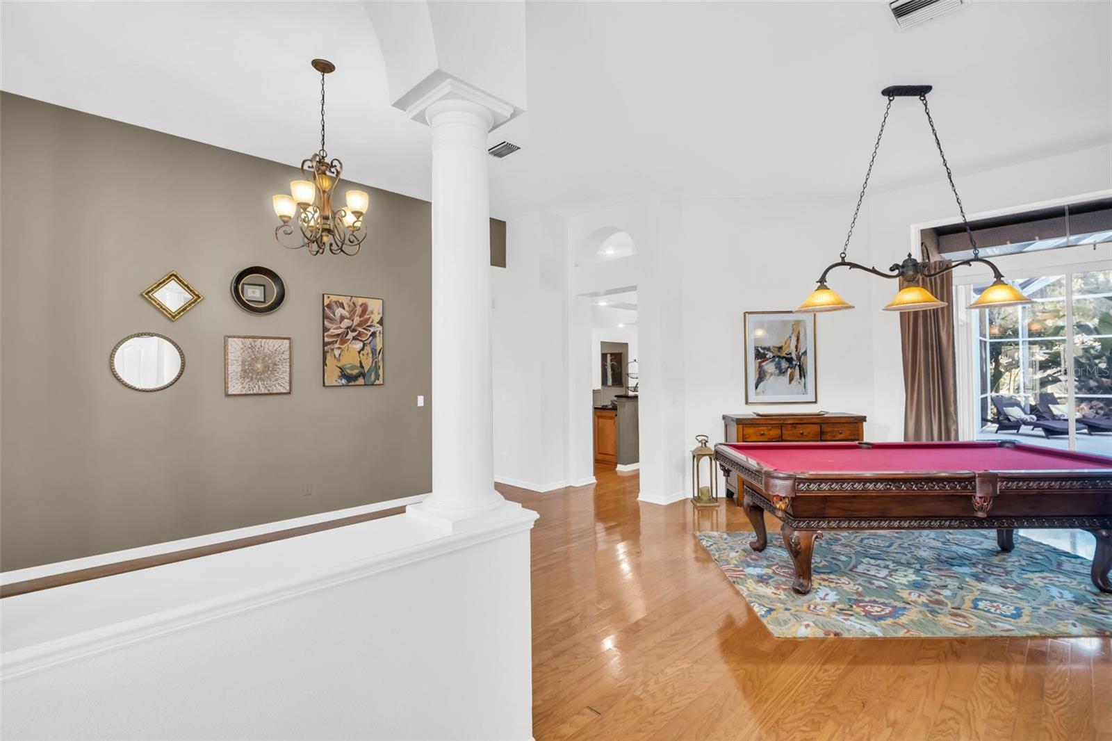 3785 PENDLEBURY DRIVE