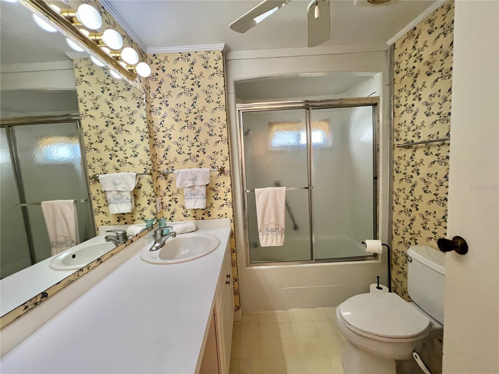 HAWTHORNE AT LEESBURG A COOP - Residential