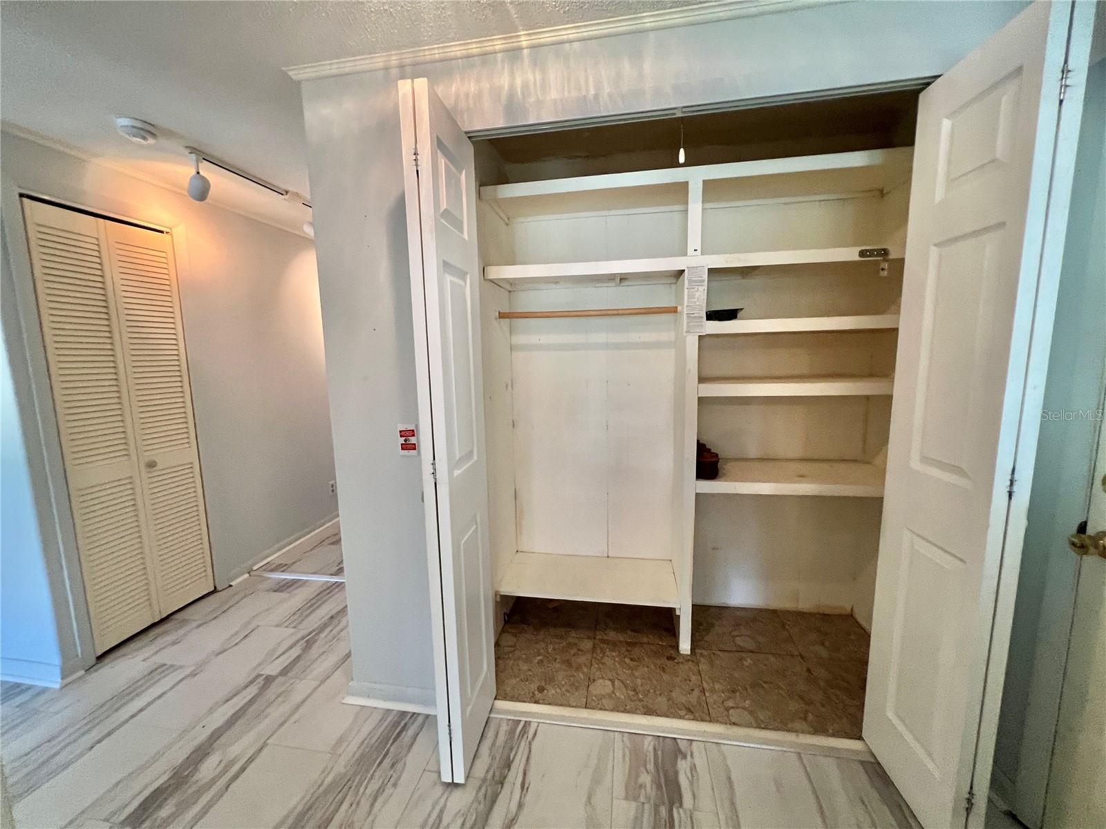 HAWTHORNE AT LEESBURG A COOP - Residential