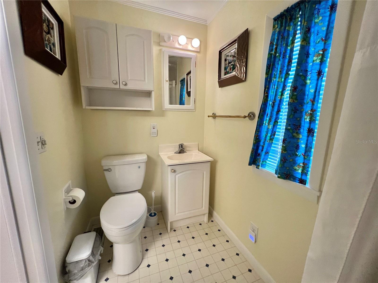 HAWTHORNE AT LEESBURG A COOP - Residential