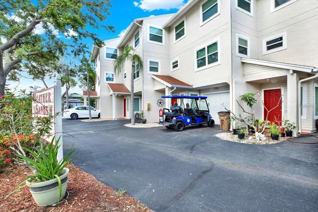 Photo of 812 E Gulf Boulevard, Indian Rocks Beach, FL 33785 (MLS # TB8410387)