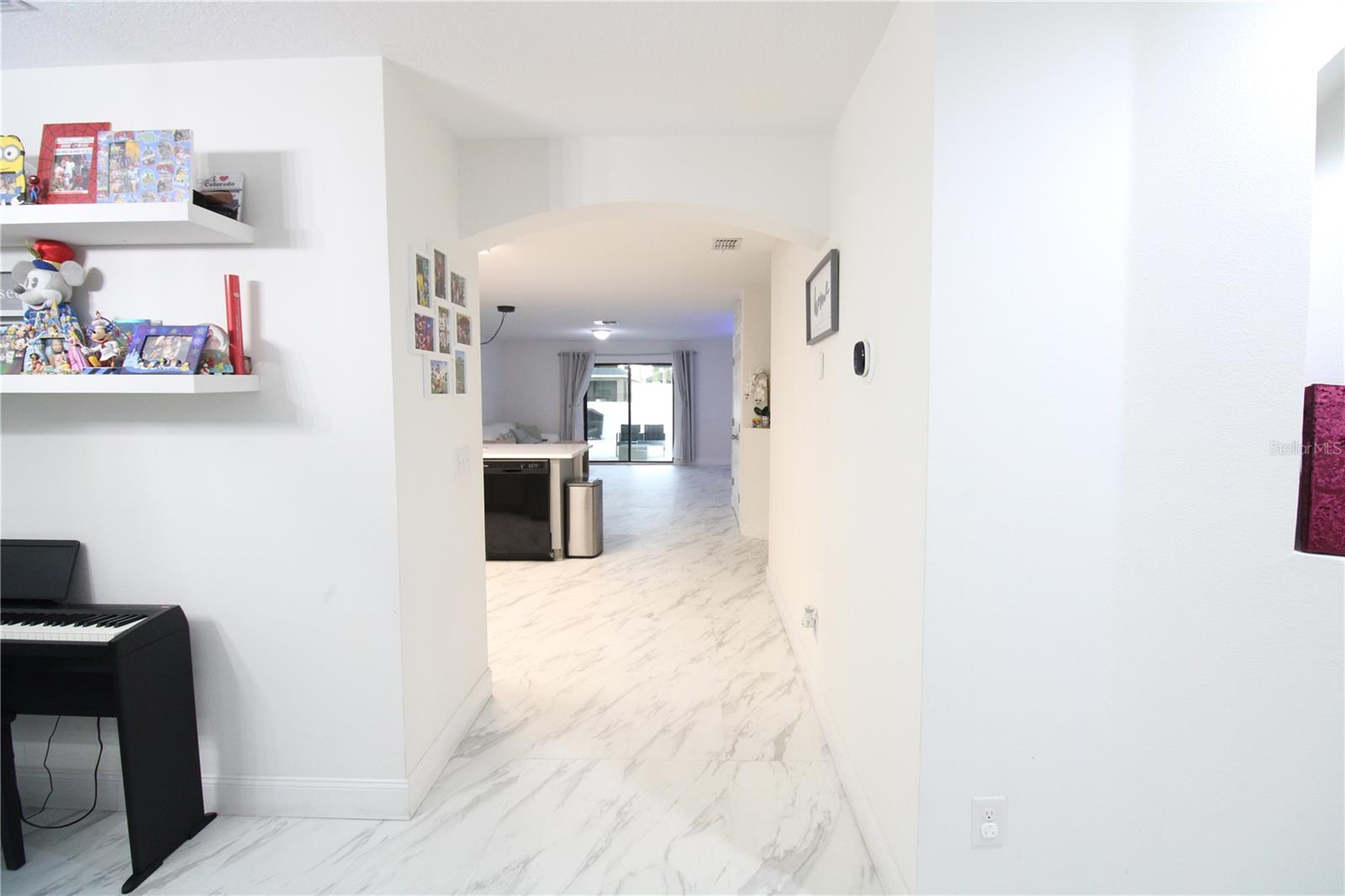 HIGHLAND MDWS PH 2B - Residential Lease