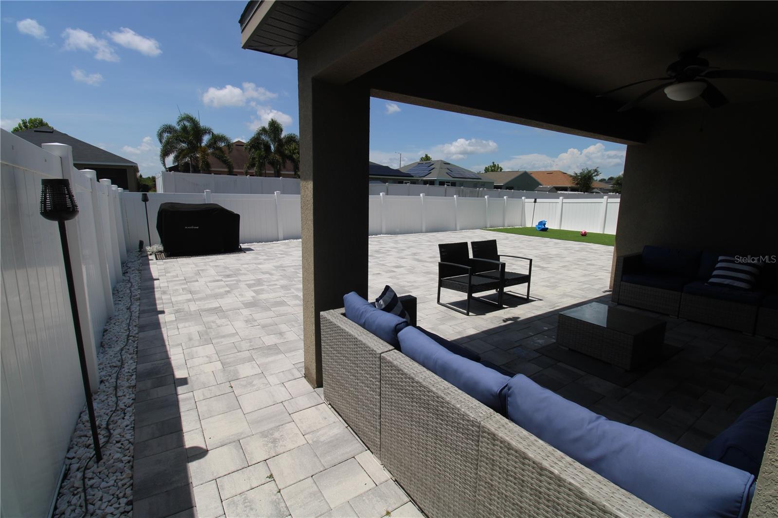 HIGHLAND MDWS PH 2B - Residential Lease