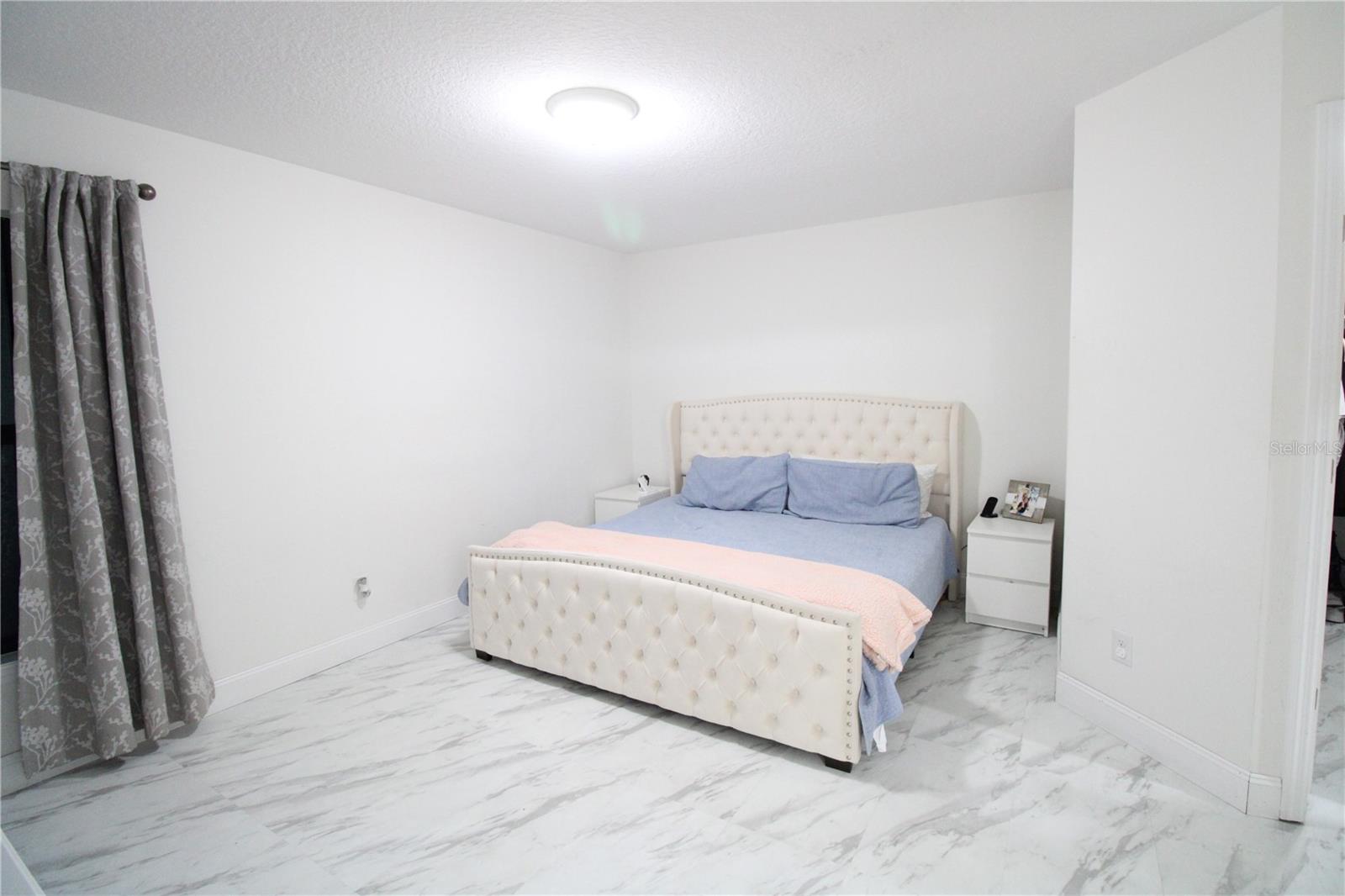 HIGHLAND MDWS PH 2B - Residential Lease