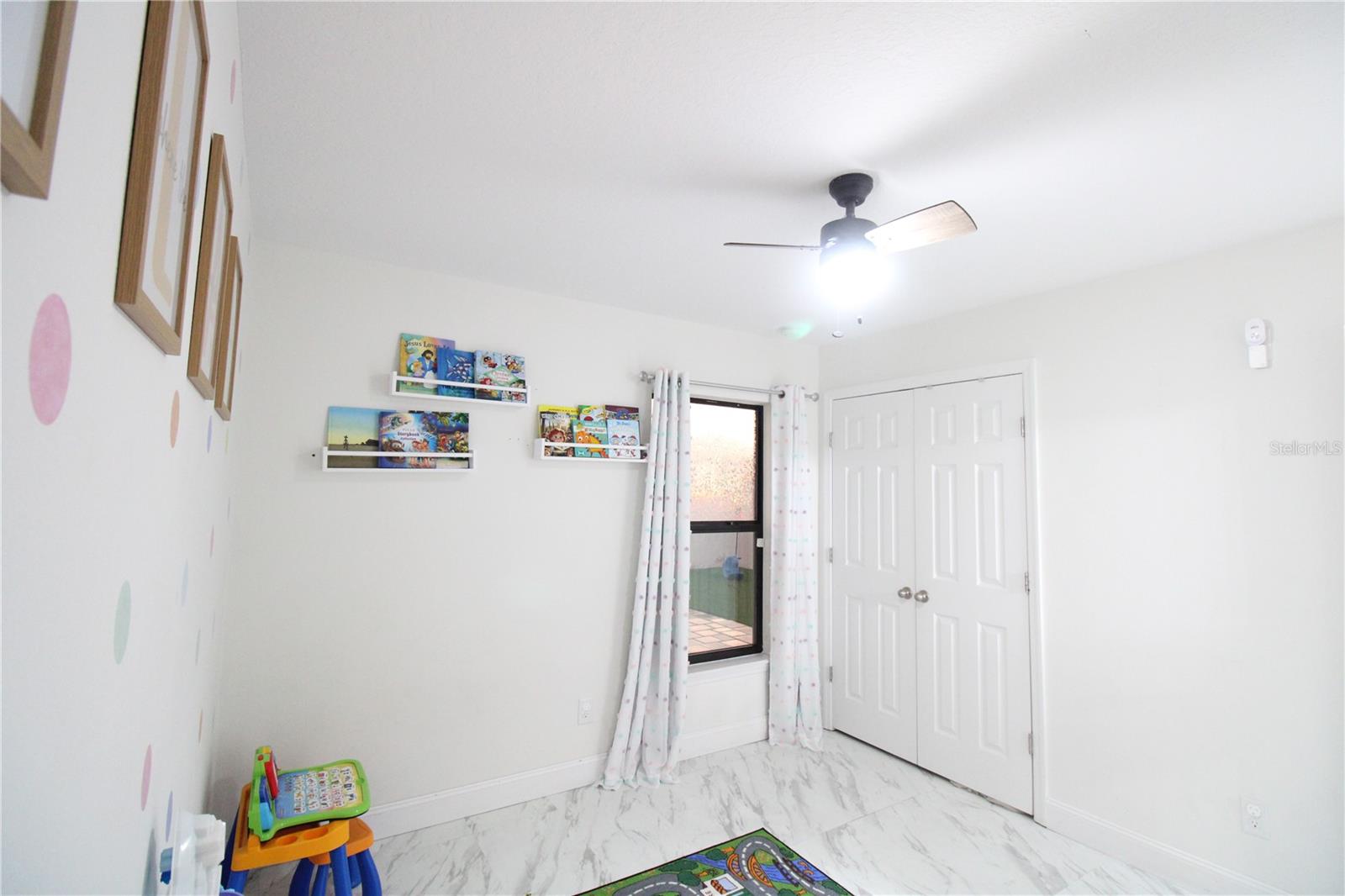 HIGHLAND MDWS PH 2B - Residential Lease