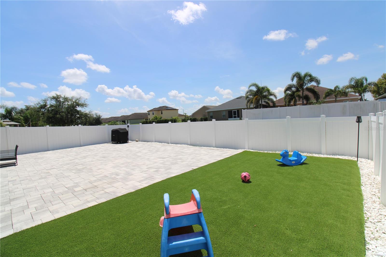 HIGHLAND MDWS PH 2B - Residential Lease