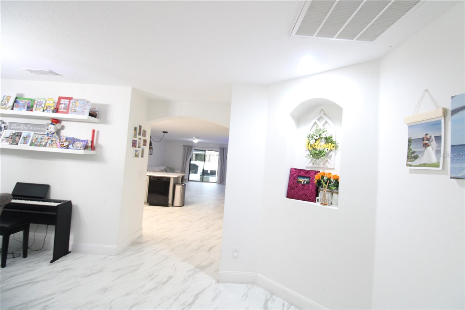 HIGHLAND MDWS PH 2B - Residential Lease