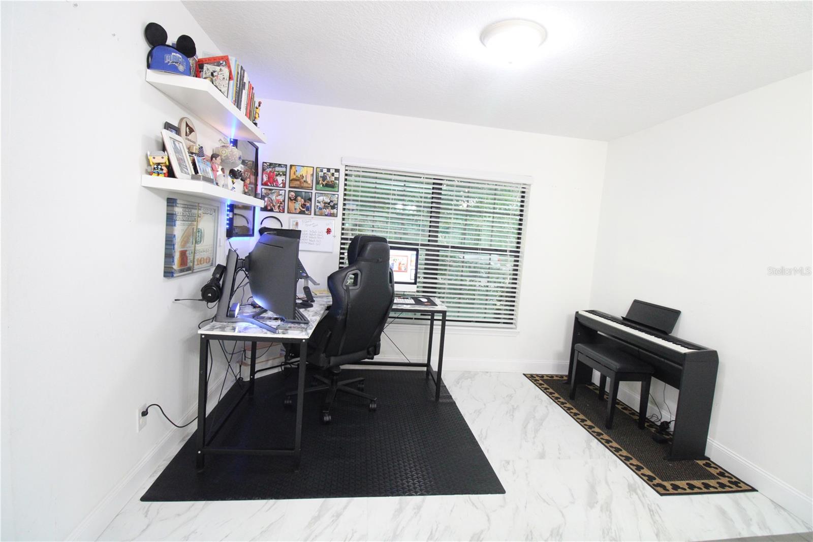 HIGHLAND MDWS PH 2B - Residential Lease