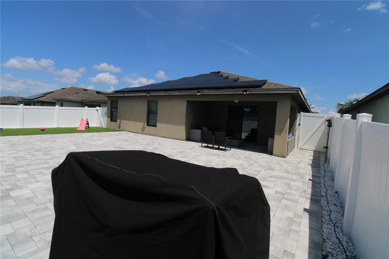 HIGHLAND MDWS PH 2B - Residential Lease