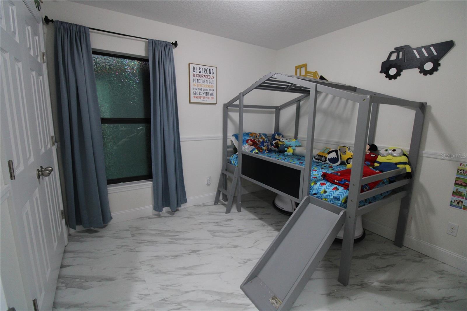 HIGHLAND MDWS PH 2B - Residential Lease