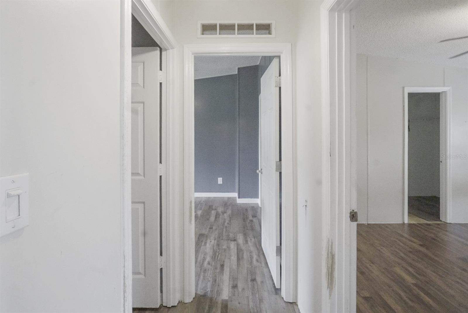 OAKLAND HILLS SUB - Residential