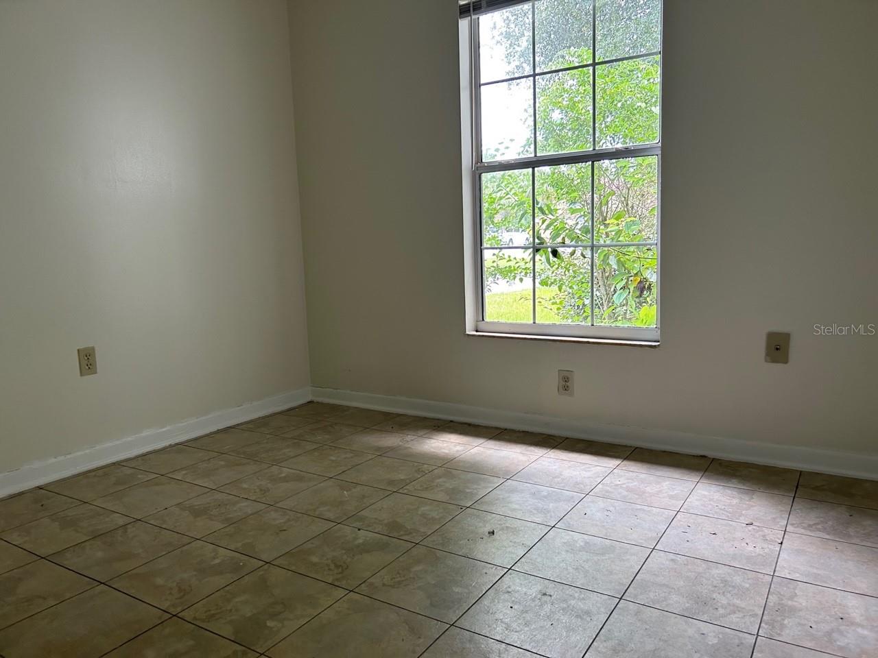 EUSTIS GLOVER - Residential