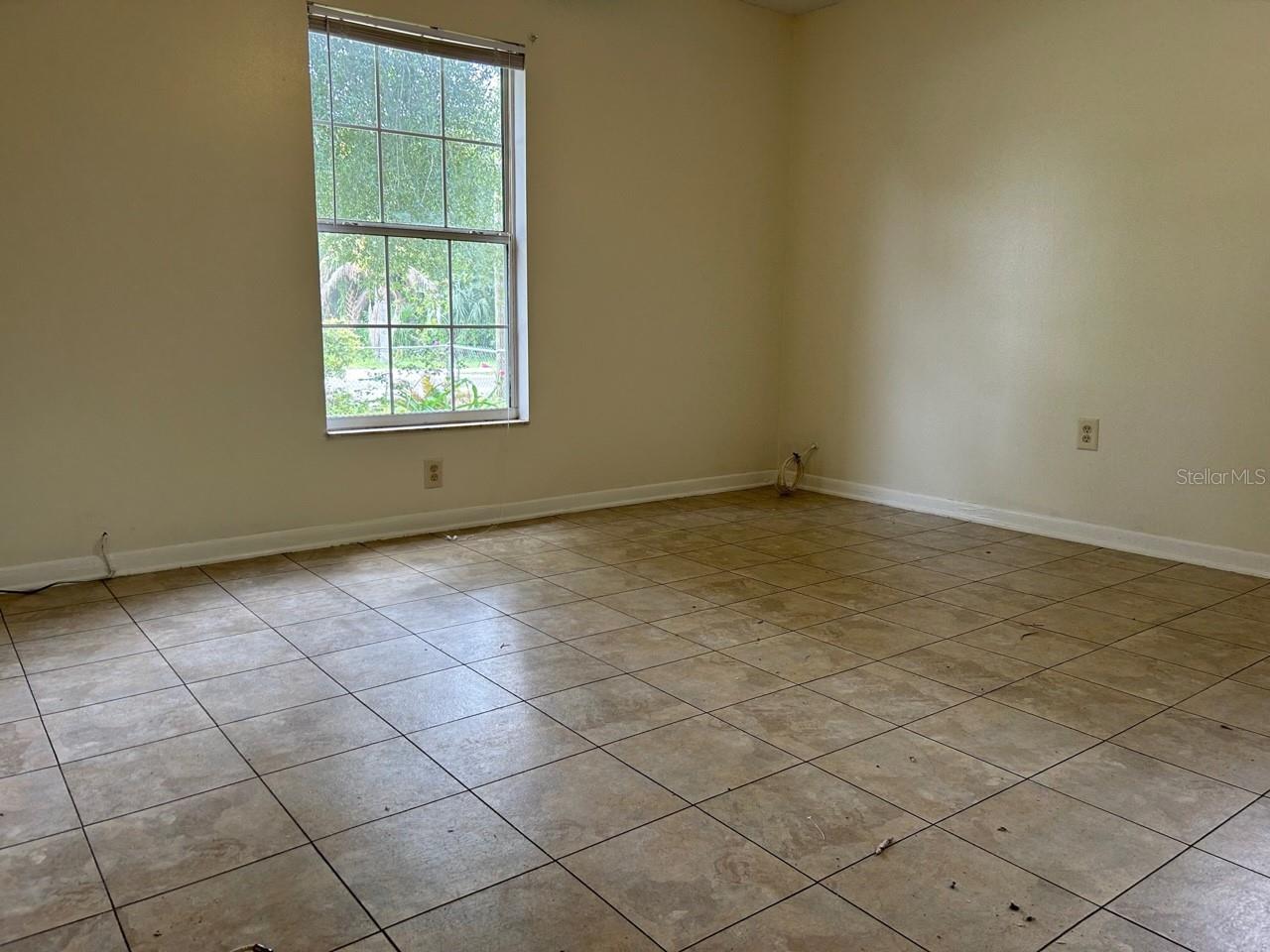 EUSTIS GLOVER - Residential