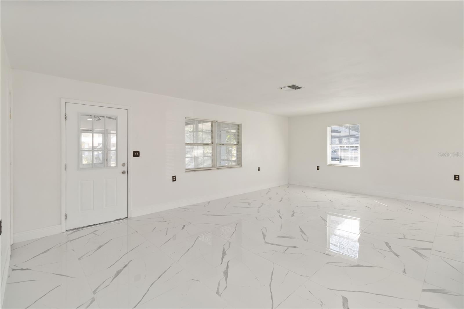 LENA VISTA SUB - Residential