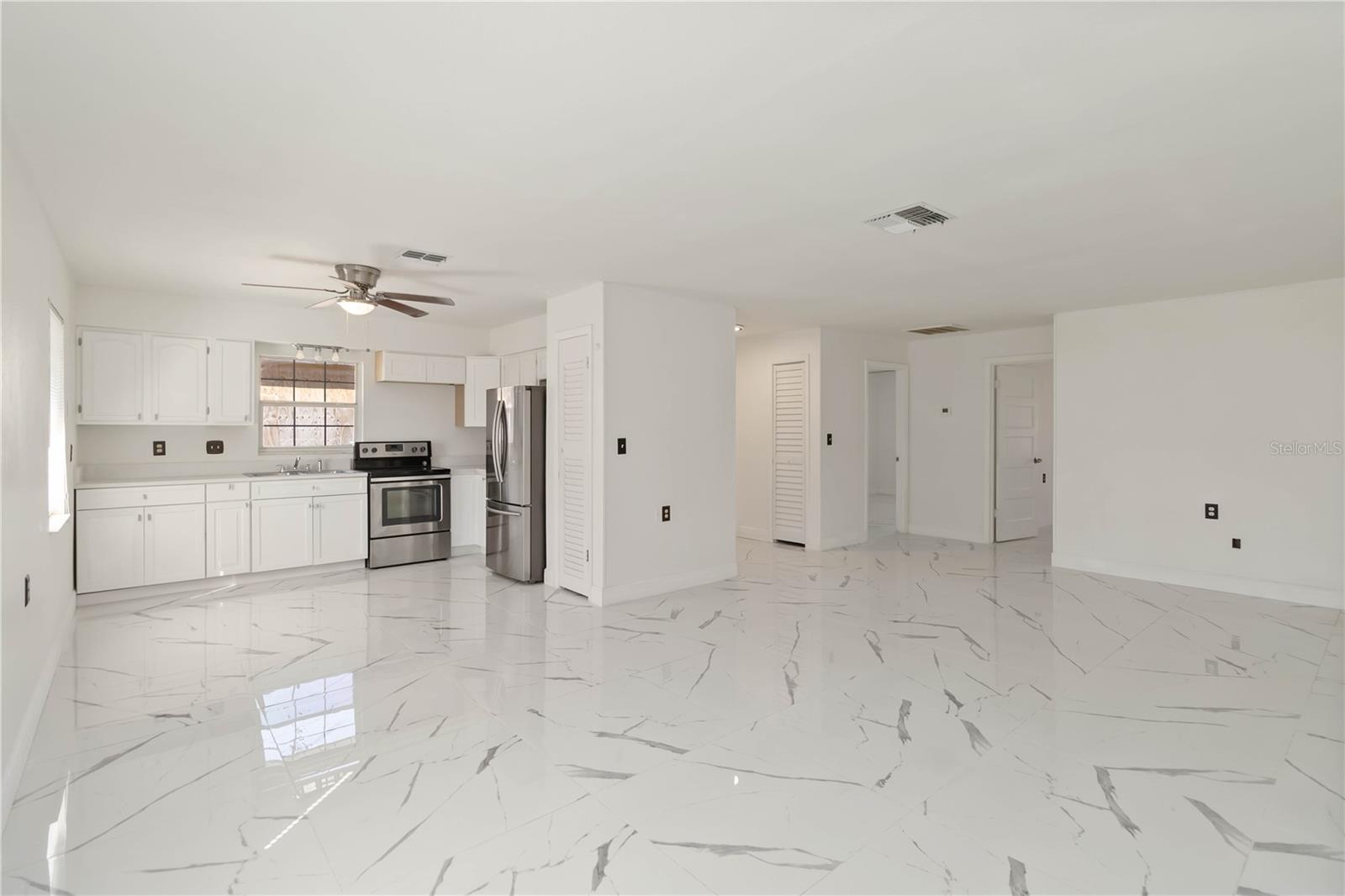 LENA VISTA SUB - Residential