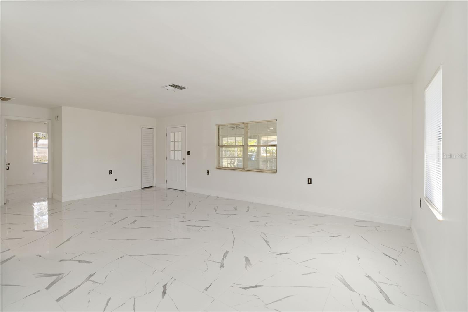 LENA VISTA SUB - Residential