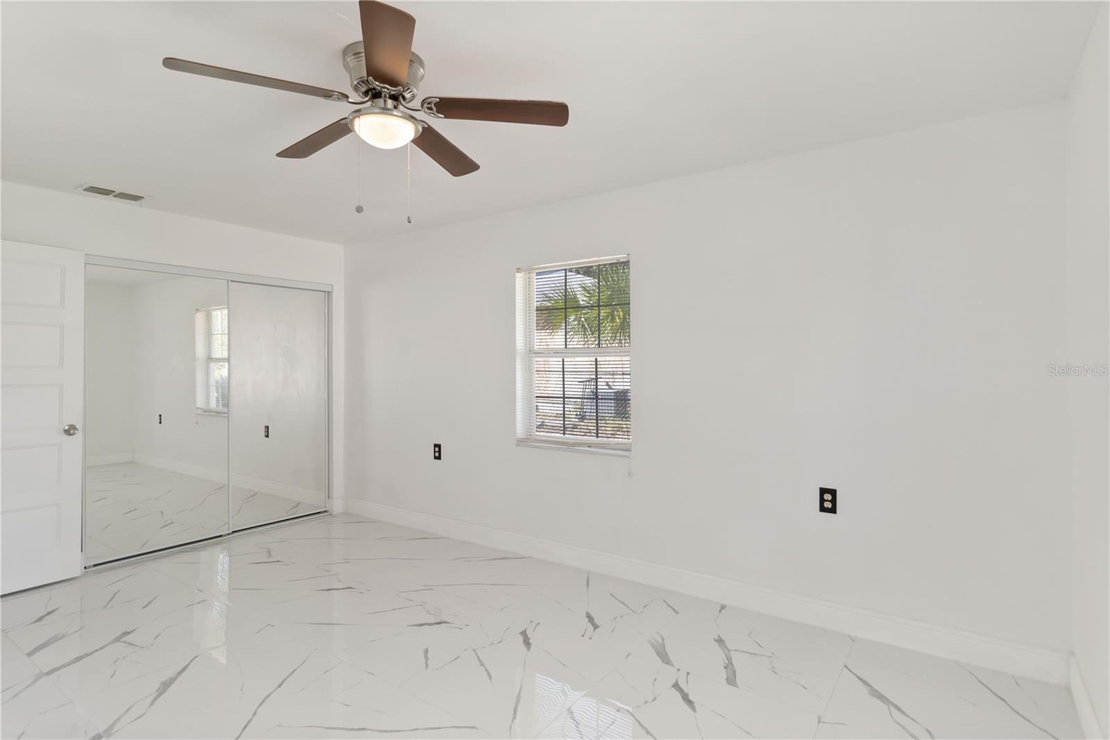 LENA VISTA SUB - Residential