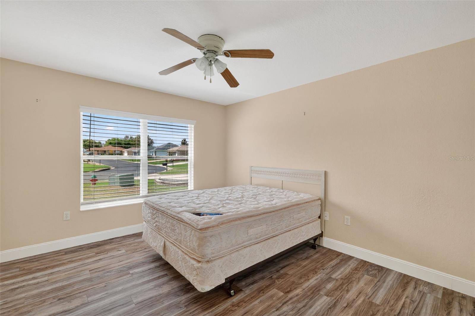 SPRUCE CREEK COUNTRY CLUB CANDLESTONE 02 - Residential