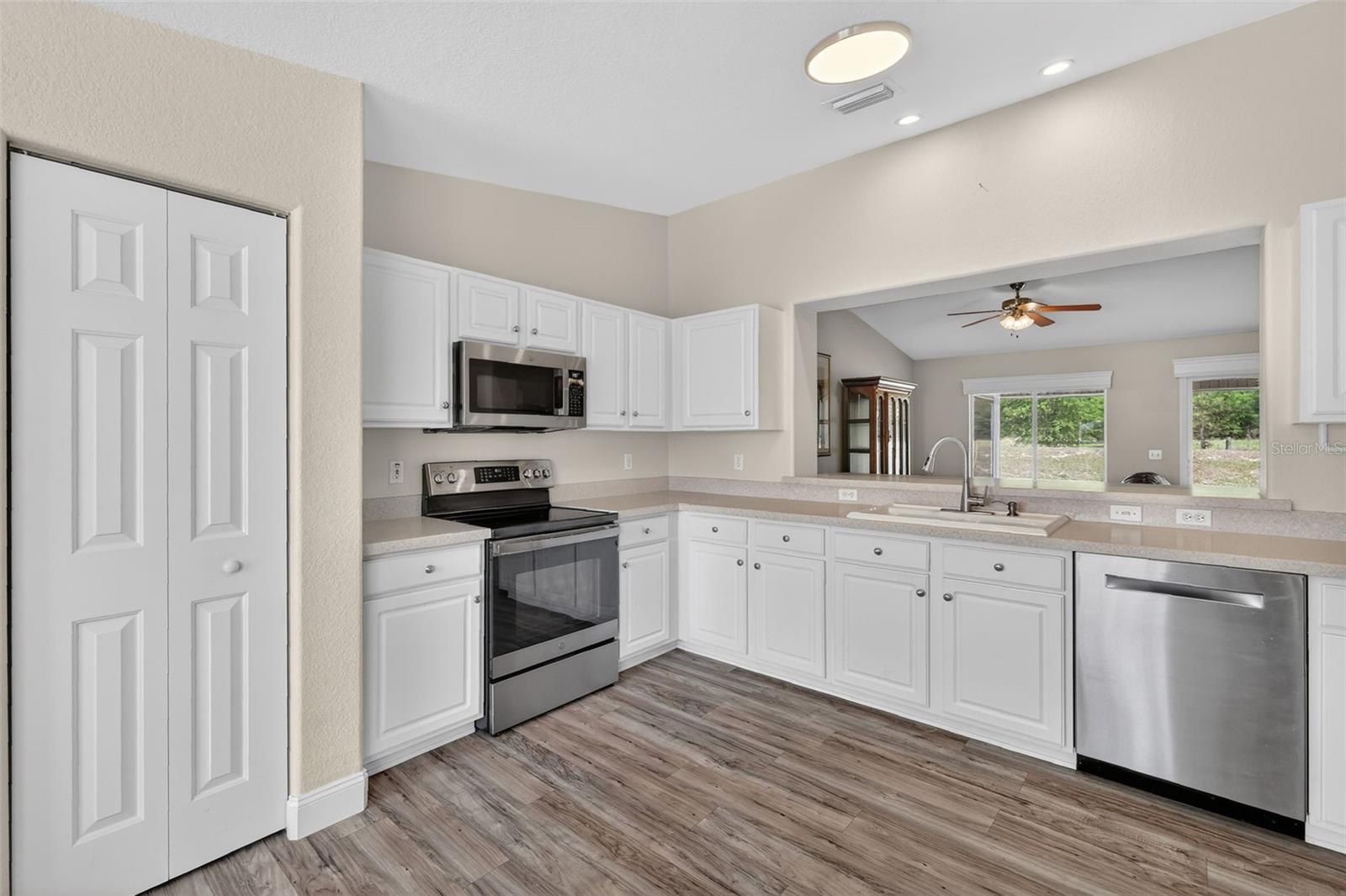 SPRUCE CREEK COUNTRY CLUB CANDLESTONE 02 - Residential