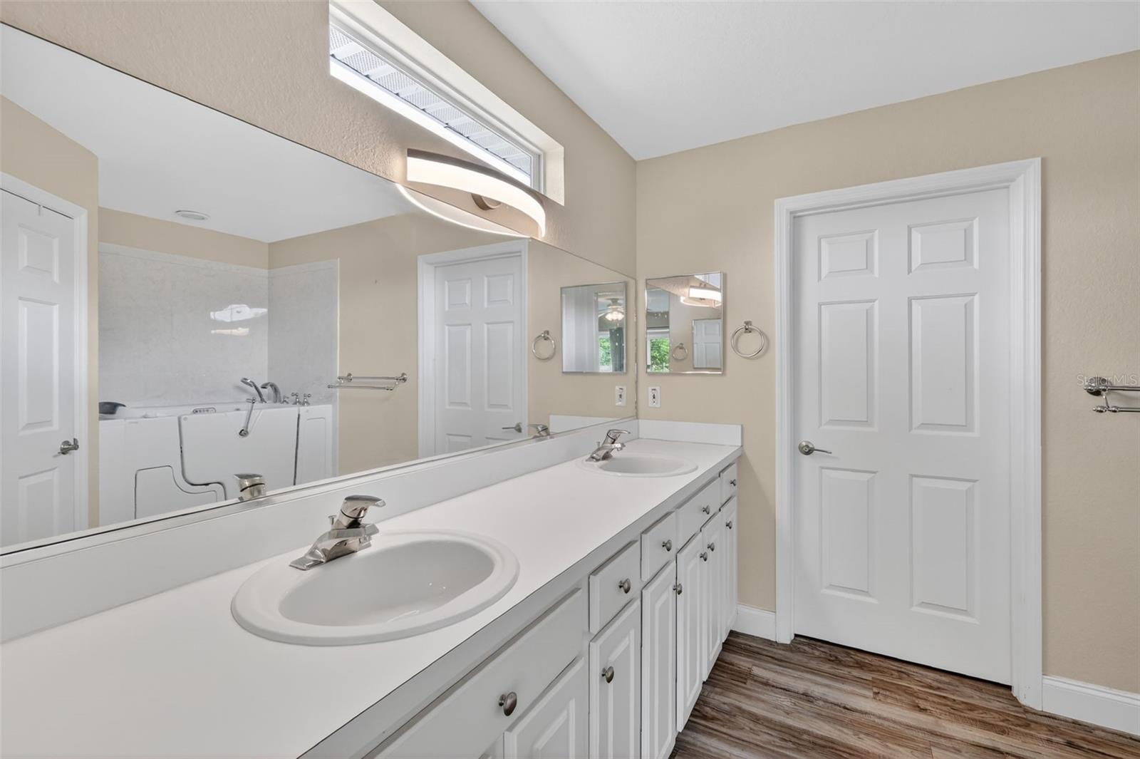 SPRUCE CREEK COUNTRY CLUB CANDLESTONE 02 - Residential